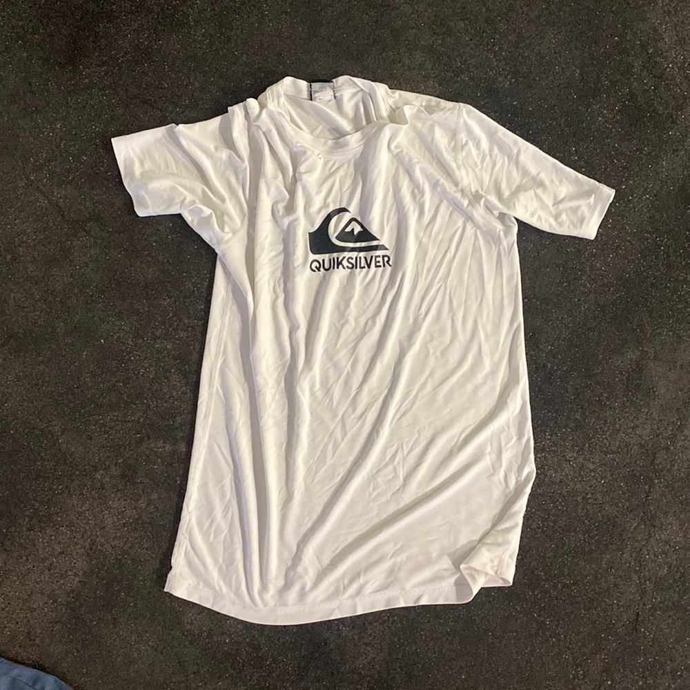 Quicksilver rash guard
